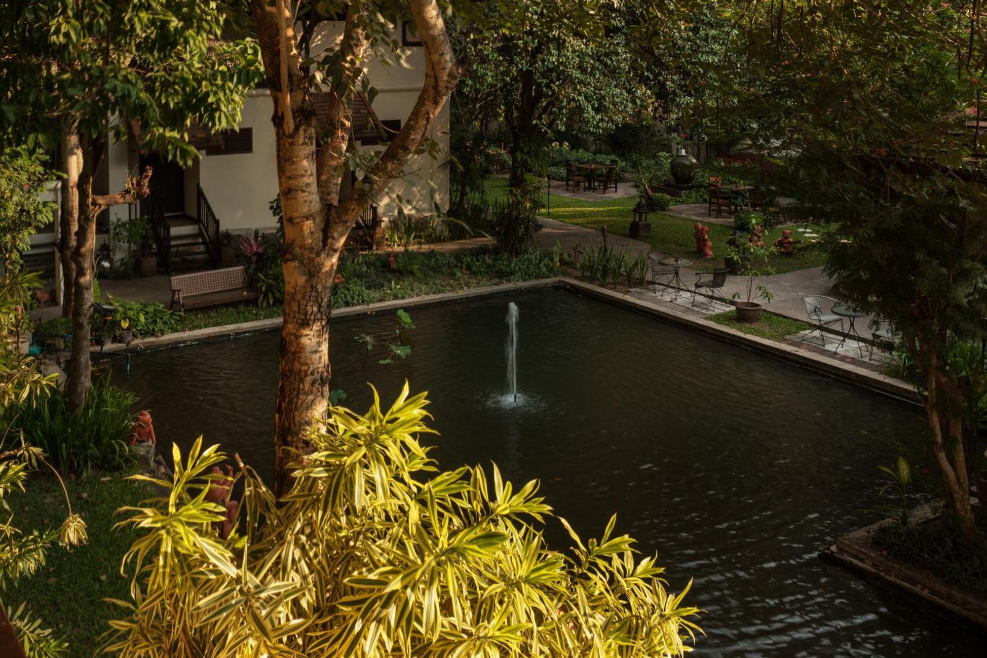 Lanna Dusita Riverside Boutique Resort Чиангмай Экстерьер фото