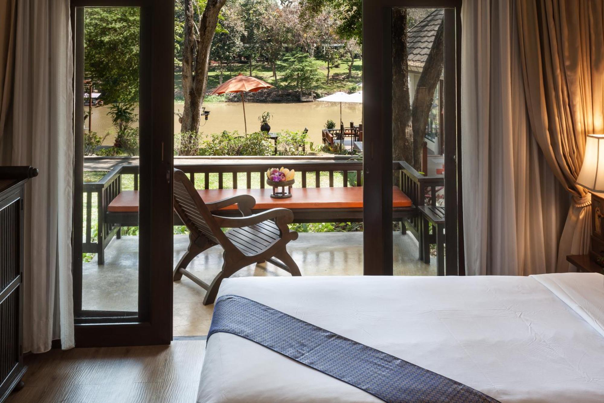 Lanna Dusita Riverside Boutique Resort Чиангмай Экстерьер фото