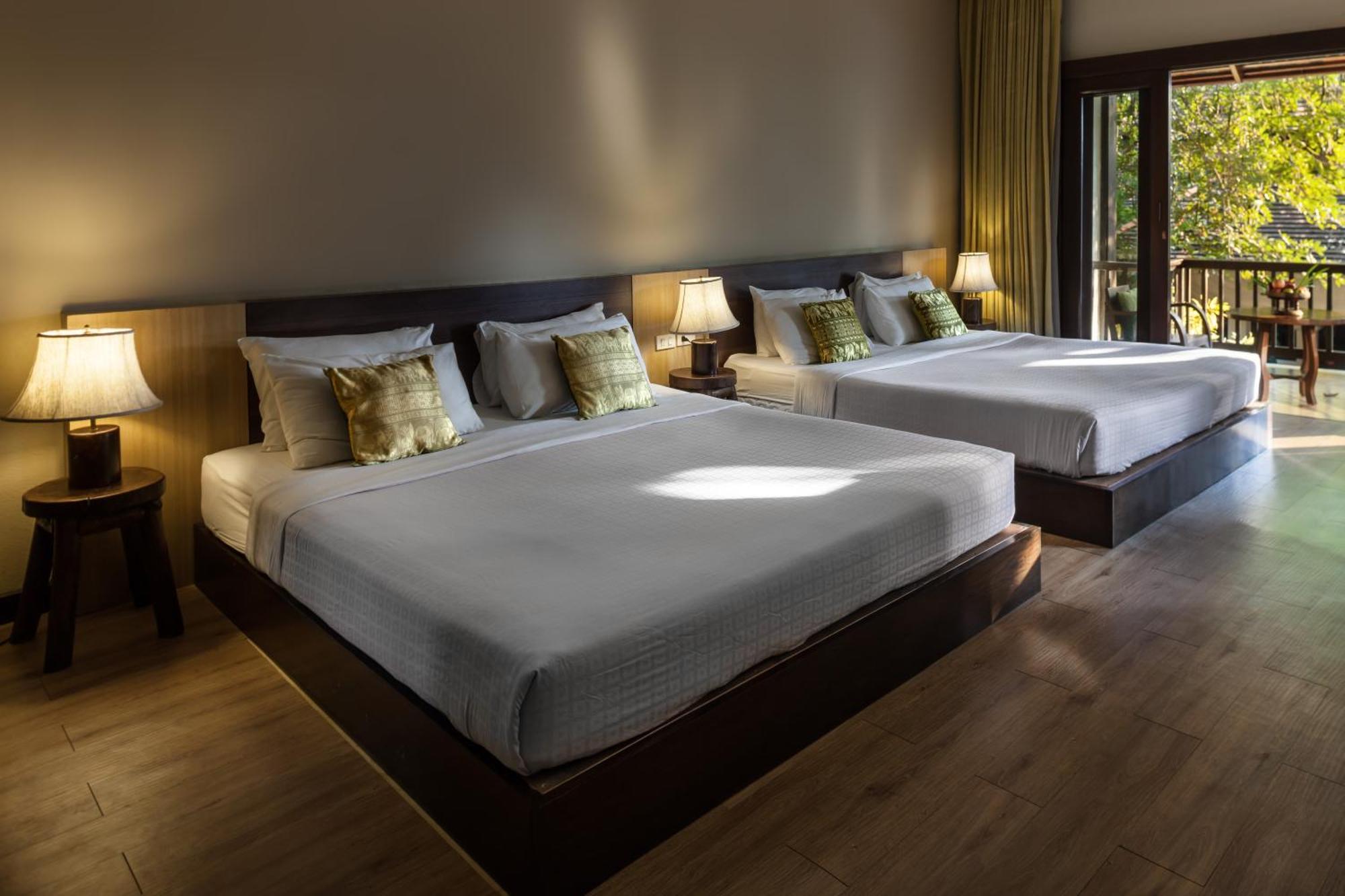 Lanna Dusita Riverside Boutique Resort Чиангмай Экстерьер фото